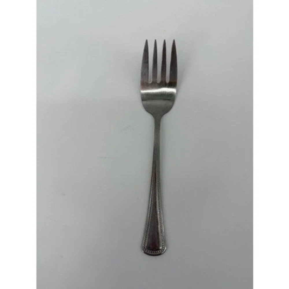 Oneidacraft Needlepoint Beaded Artistry Stainless Meat Fork‎ 7.75 Inch Silver